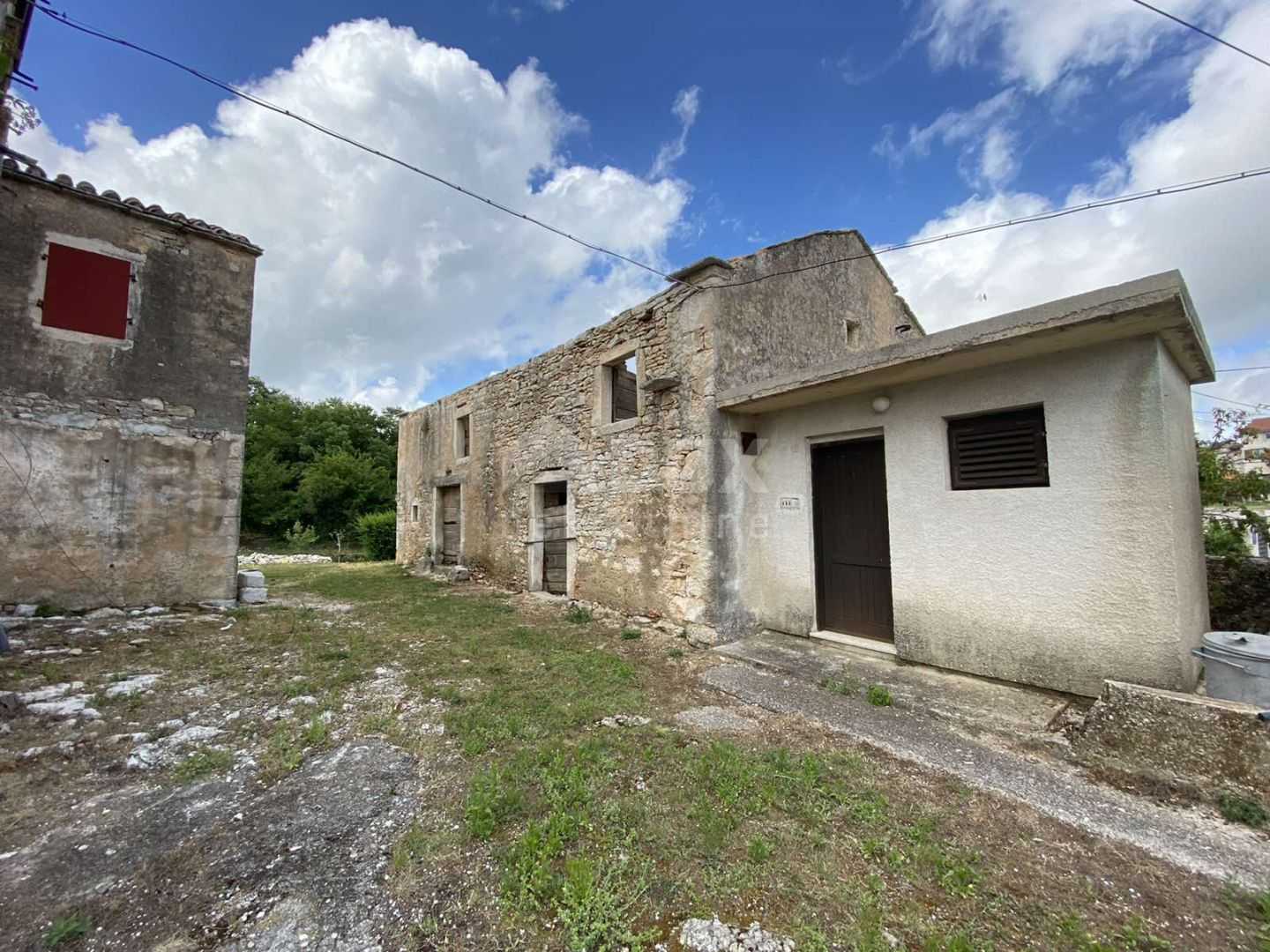 жилой дом в Filipana, Istarska županija 10872869