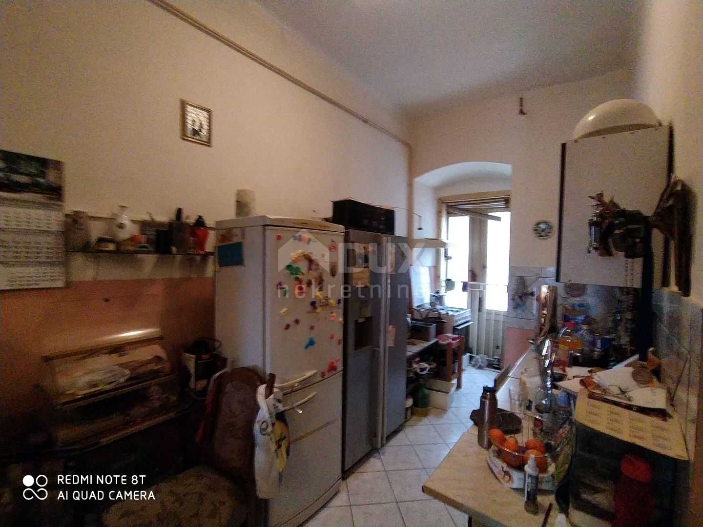 Condominio en Mrkopalj, Primorsko-Goranska Županija 10873080