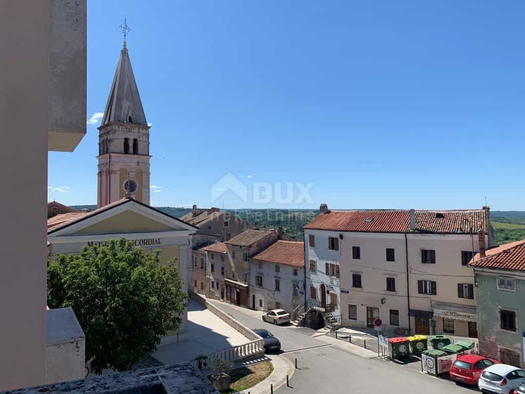 آخر في Buje, Istria County 10873187