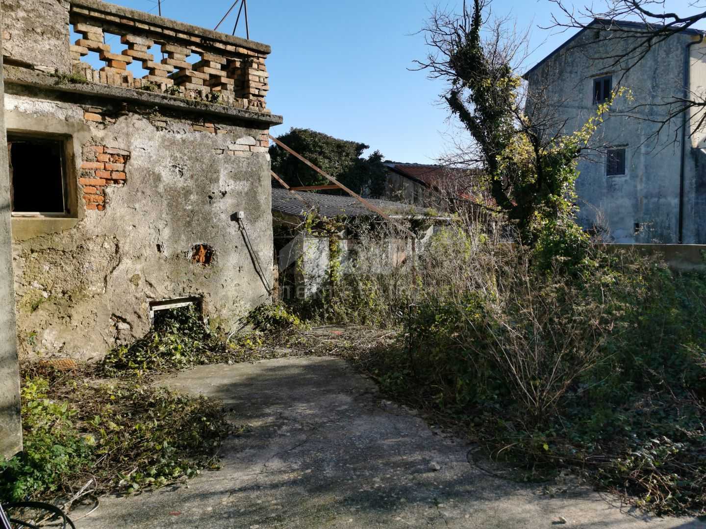 σπίτι σε Κασταύ, Primorsko-Goranska Zupanija 10873204