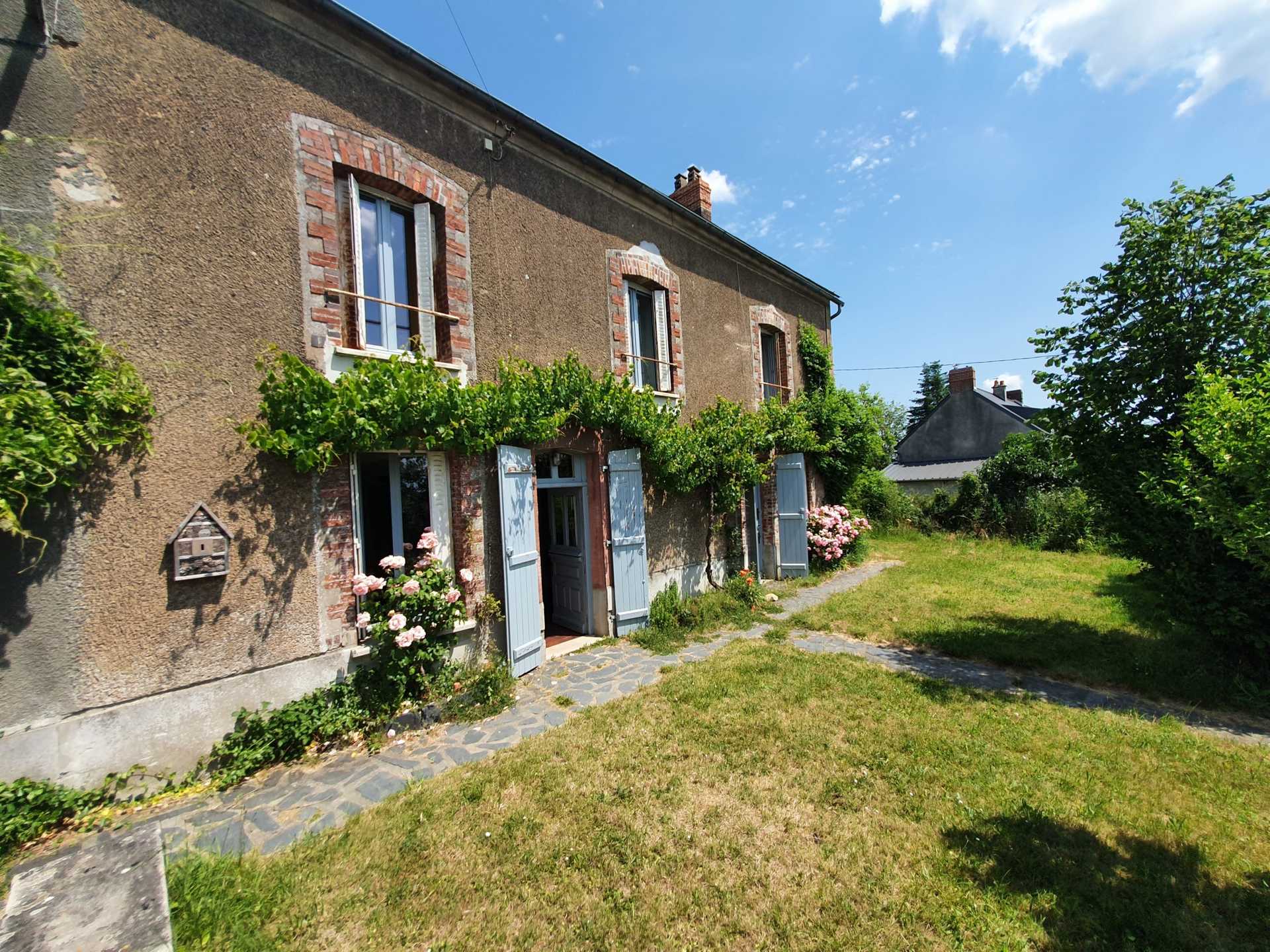 Haus im Saint-Aubin-du-Désert, Pays de la Loire 10873230