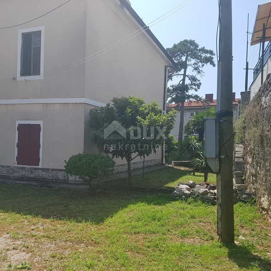 жилой дом в Rijeka, Primorsko-goranska županija 10873329