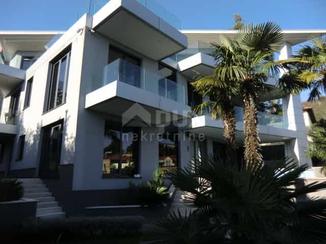 House in Opatija, 89 Nova cesta 10873407