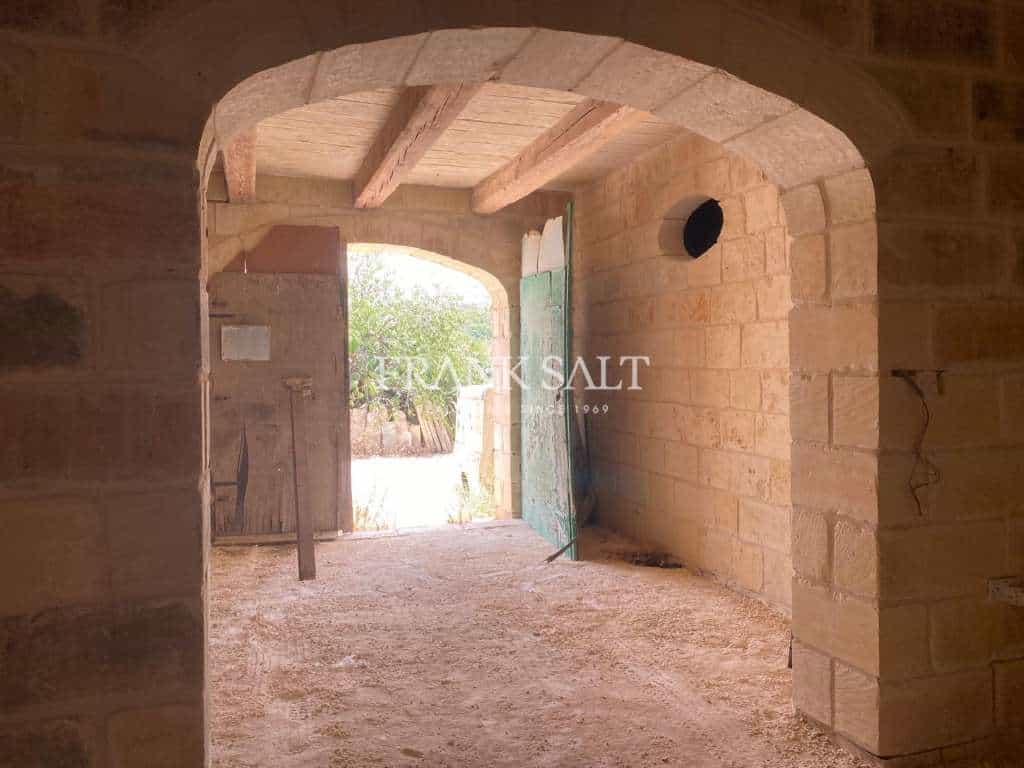 House in Maghtab, Naxxar 10874079