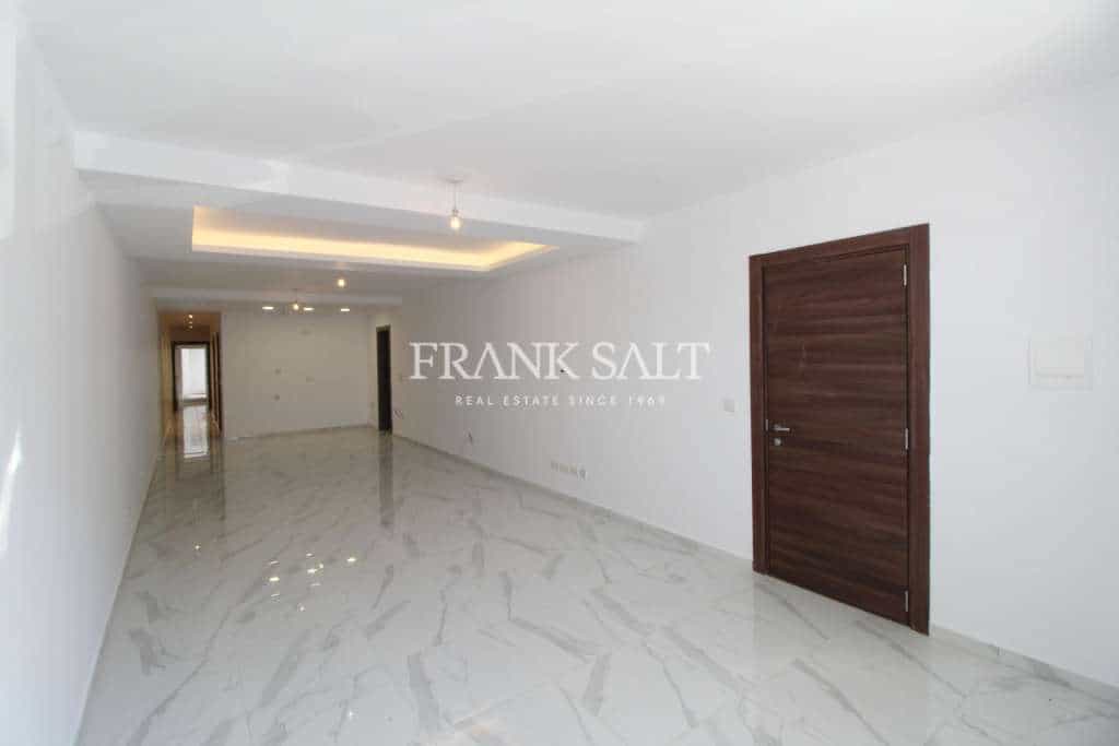 Condominium in Ta' Brared, San Pawl il-Bahar 10874905