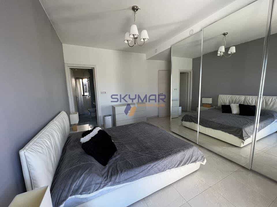 Condominium dans Birkirkara, Birkirkara 10875033