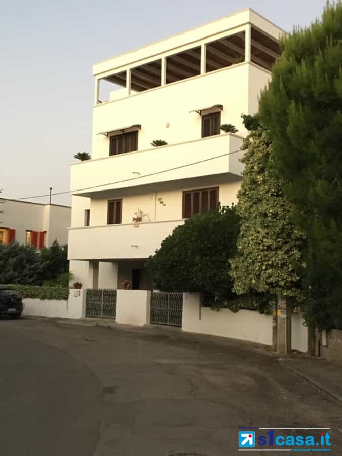 Condominio en Galípoli, Apulia 10875784