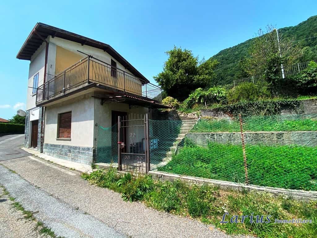House in Pumenengo, Lombardy 10875842
