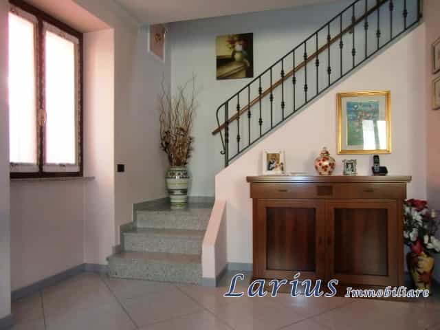 House in Asso, Lombardy 10876055