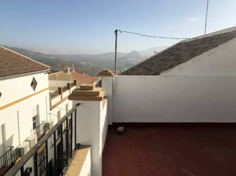 Kondominium dalam Olvera, Andalusia 10876150