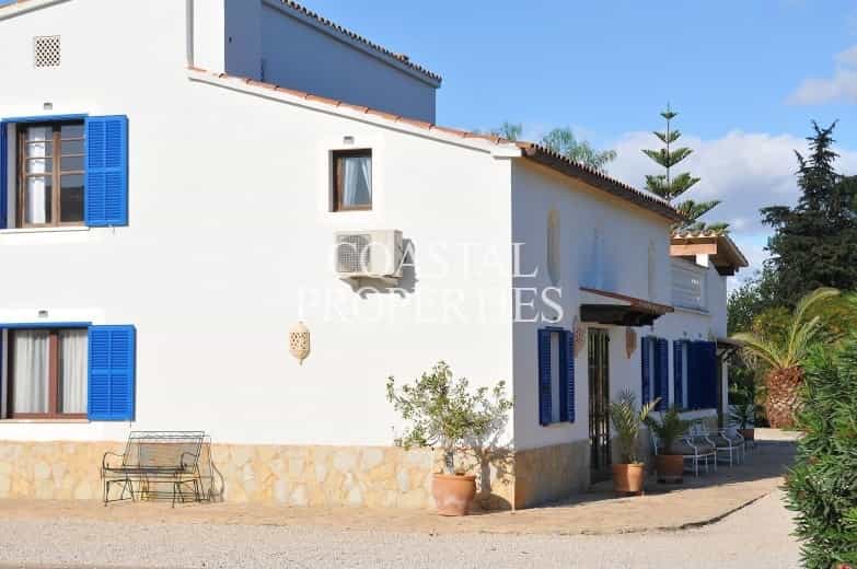 rumah dalam Llubí, Balearic Islands 10876257