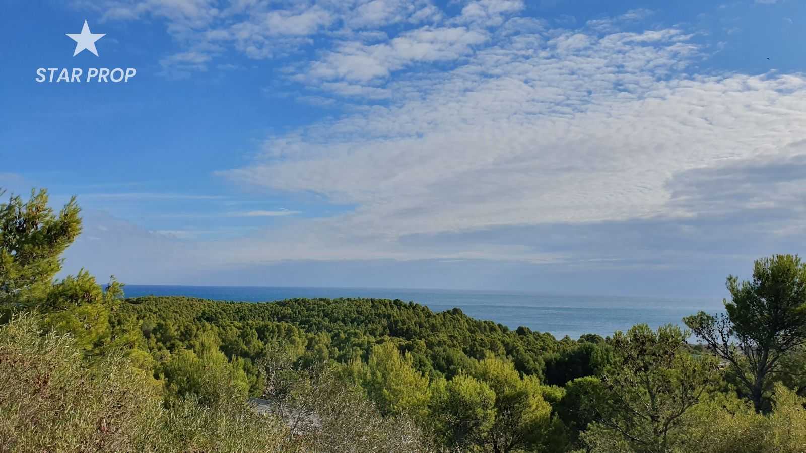 Tierra en El Puerto, Cataluña 10878951