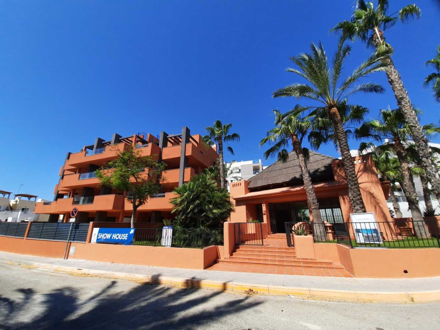 Eigentumswohnung im Orihuela, Comunidad Valenciana 10879291