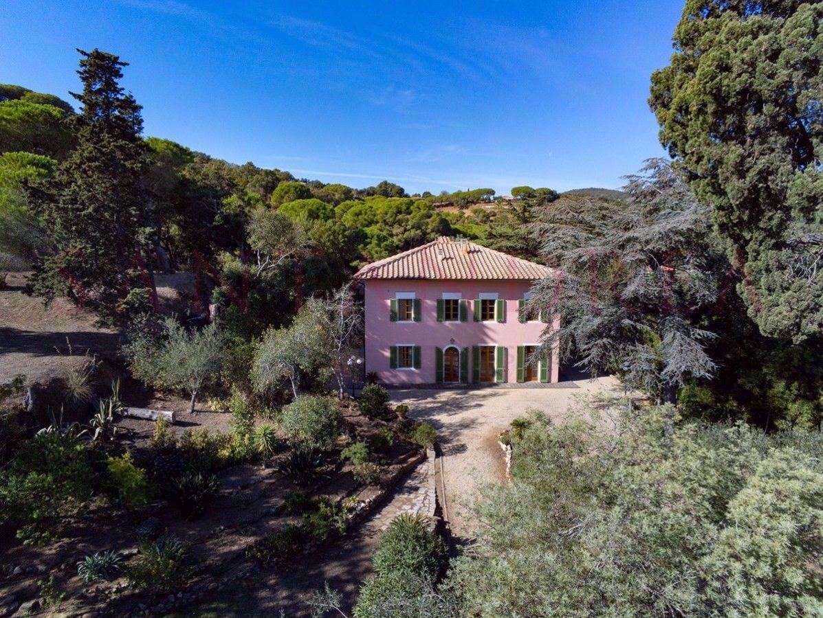 房子 在 Porto Azzurro, Toscana 10880750