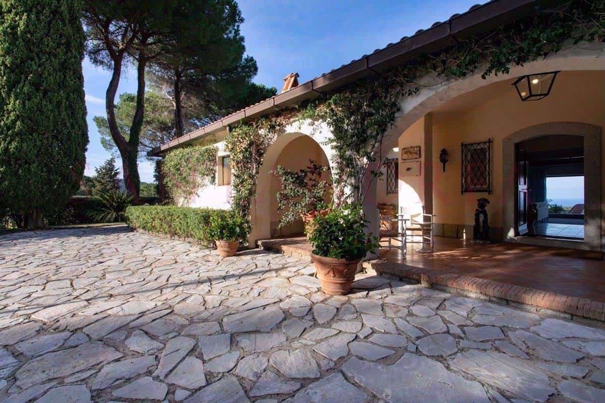 rumah dalam Marciana, Toscana 10880752