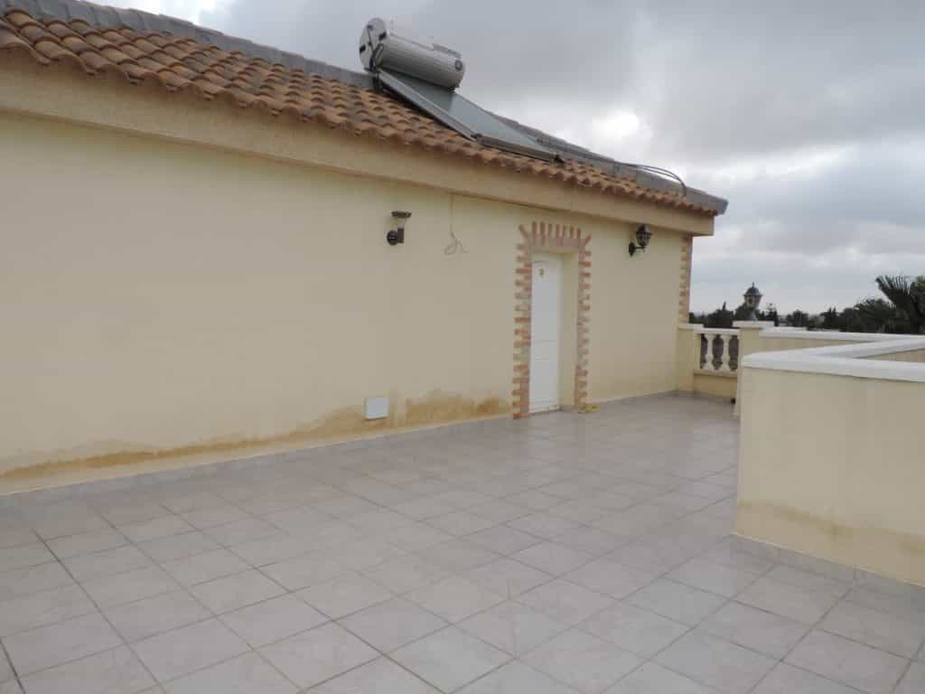 بيت في Gea y Truyols, Región de Murcia 10881653