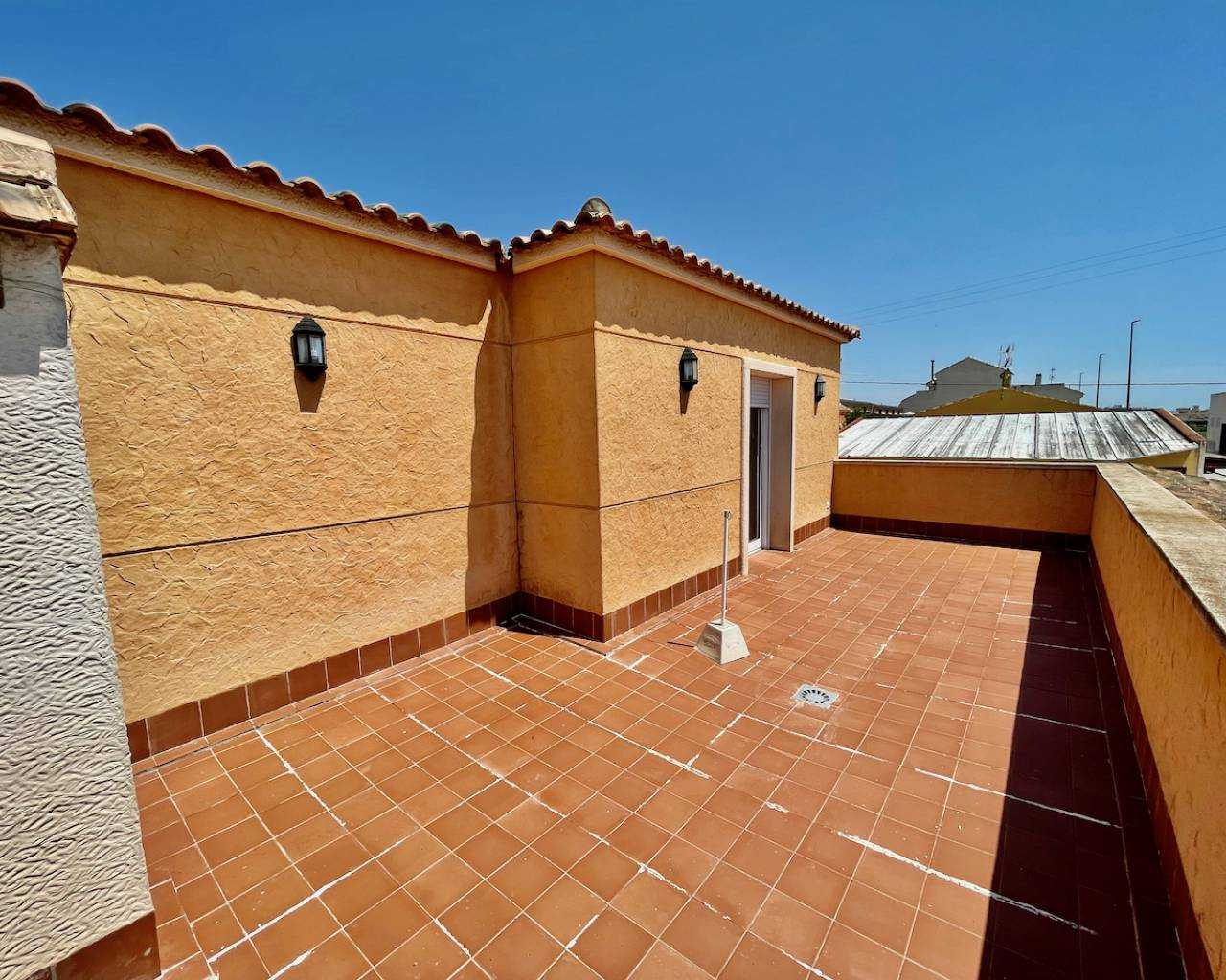 بيت في Crevillente, Comunidad Valenciana 10881787