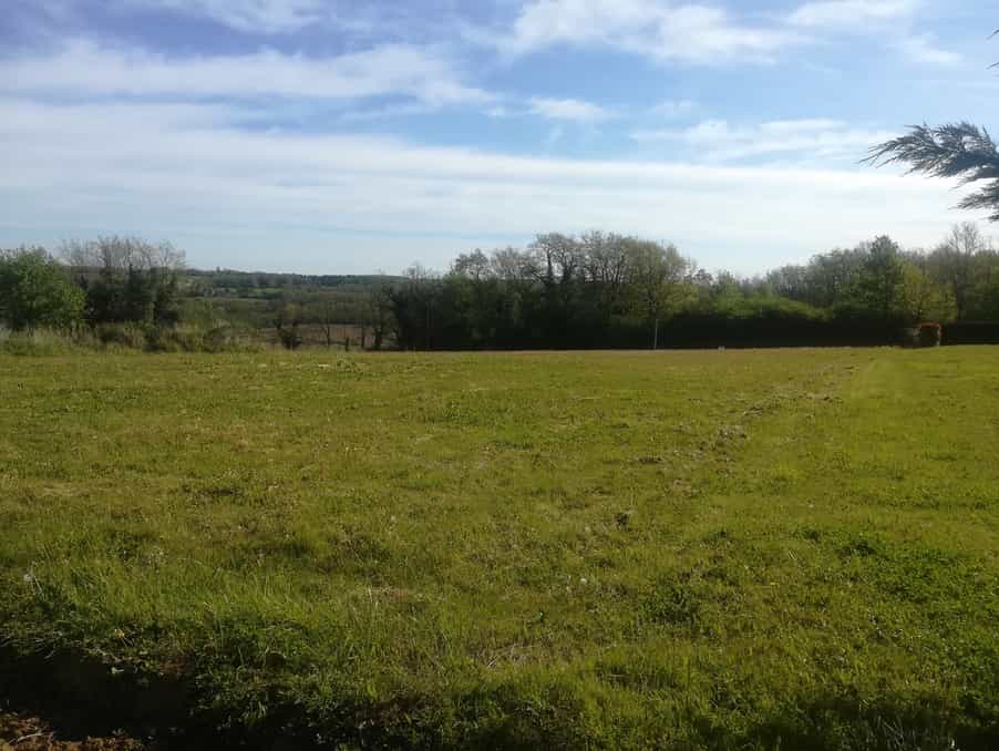 Land in Eymet, Nouvelle-Aquitaine 10882587