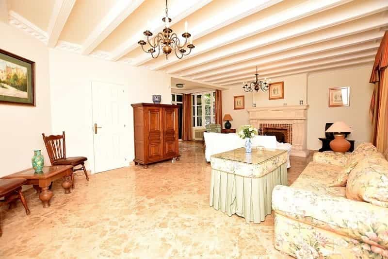Rumah di Estepona, Andalucía 10882841