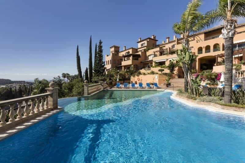 公寓 在 Marbella, Andalucía 10882866
