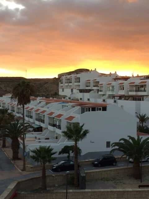 Condominium in Arico el Nuevo, Canary Islands 10882888