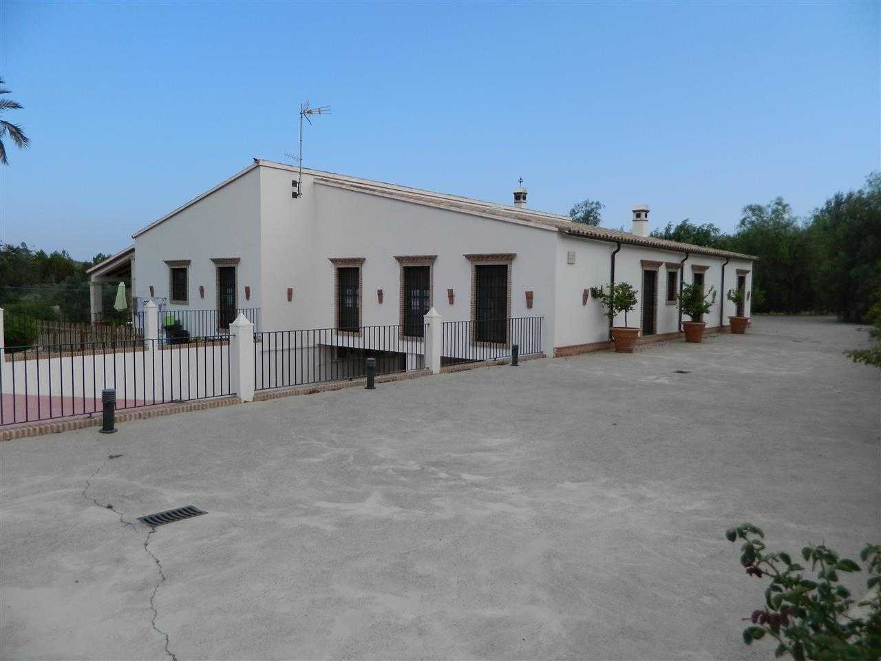 Будинок в Улейла дель Кампо, Андалусія 10883076