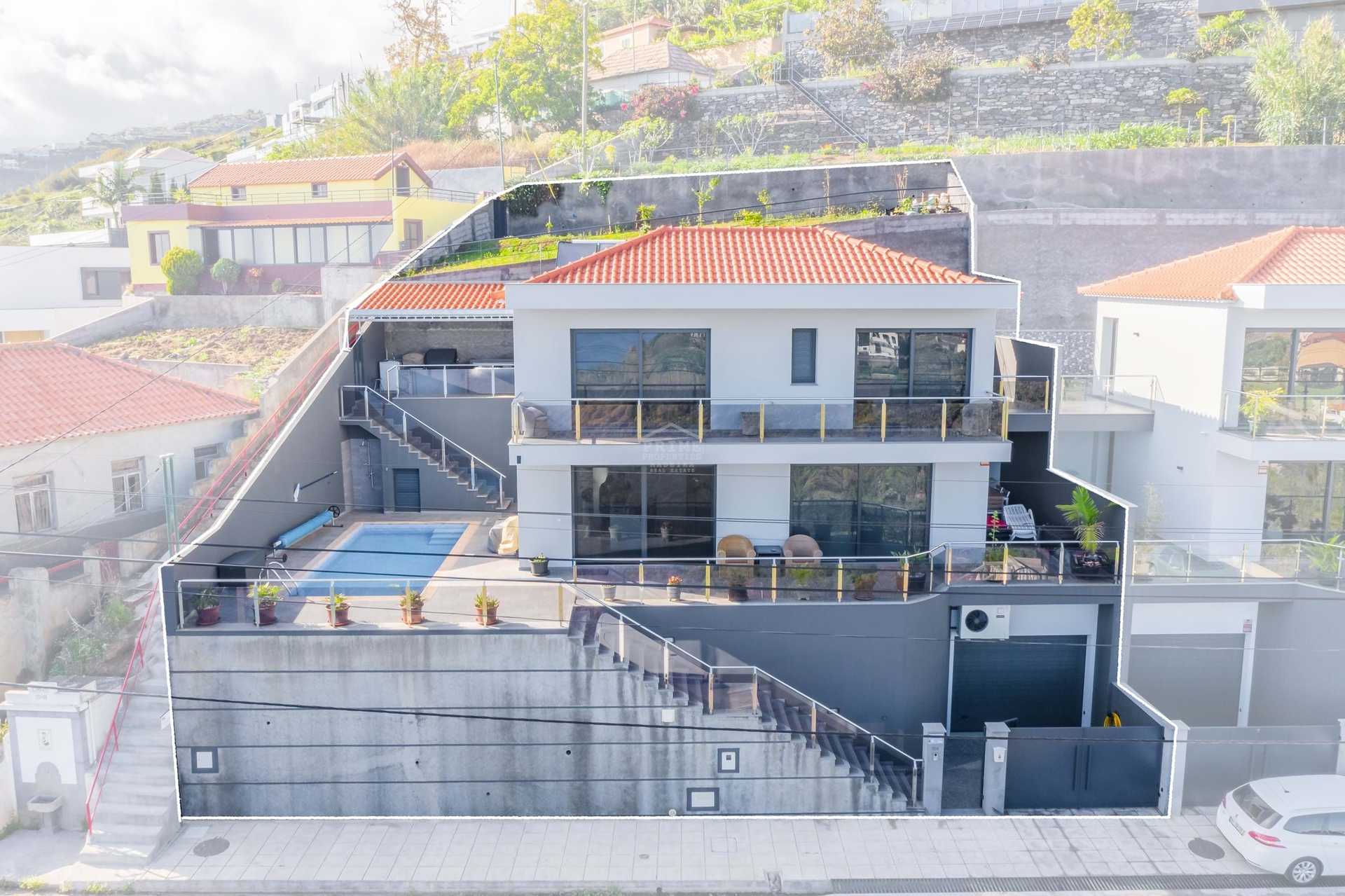 Rumah di Ribeira Brava, Madeira 10884004