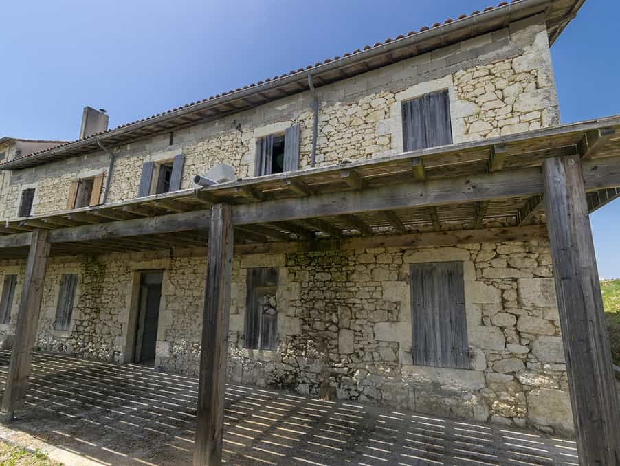 σπίτι σε Villeneuve-de-Duras, Nouvelle-Aquitaine 10884093