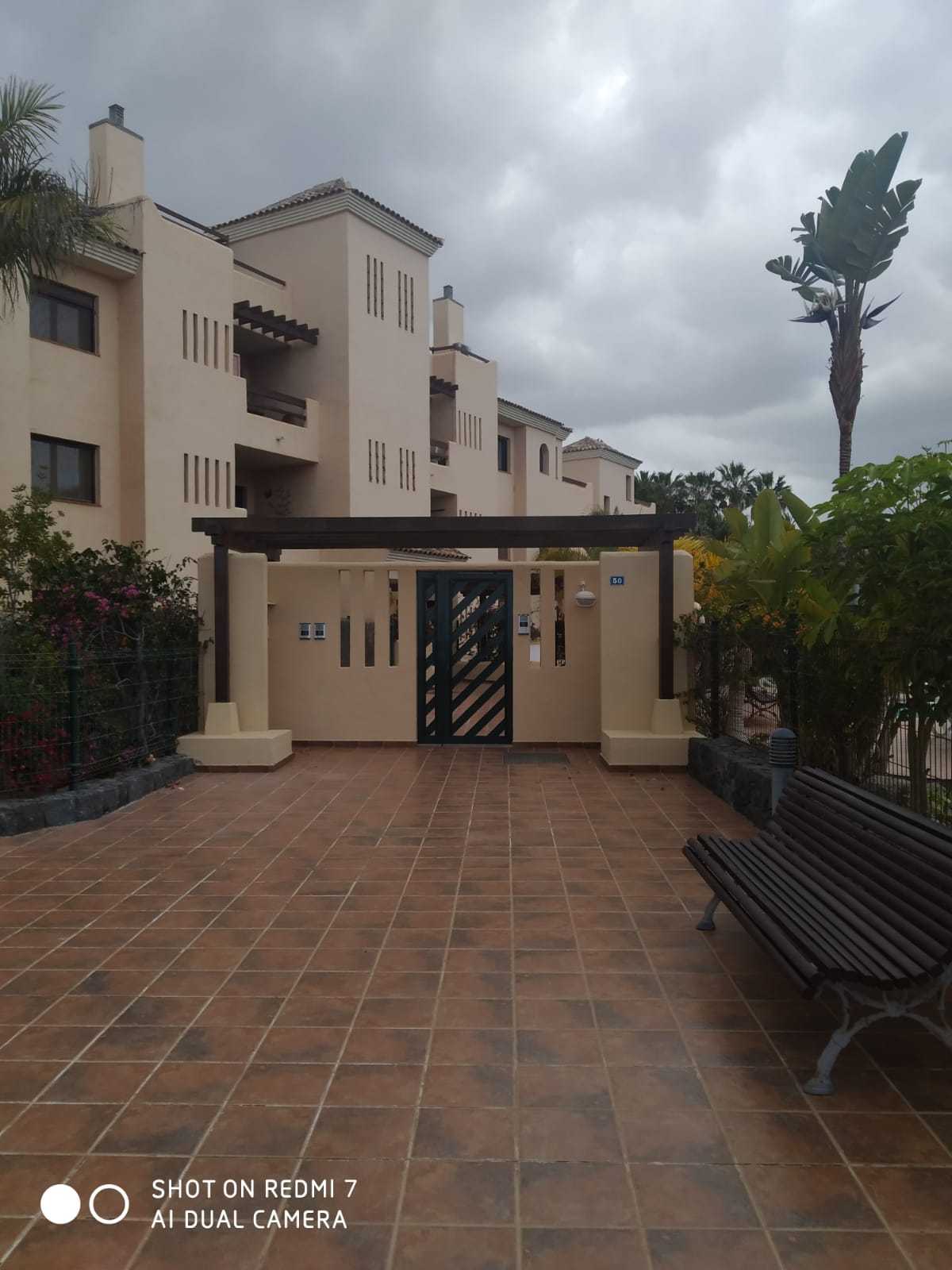 بيت في Amarilla Golf, Canarias 10884237