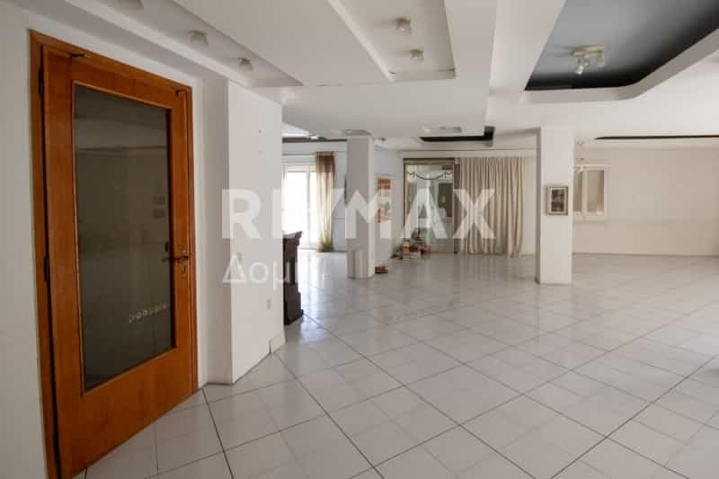 Condominium in Volos,  10884436