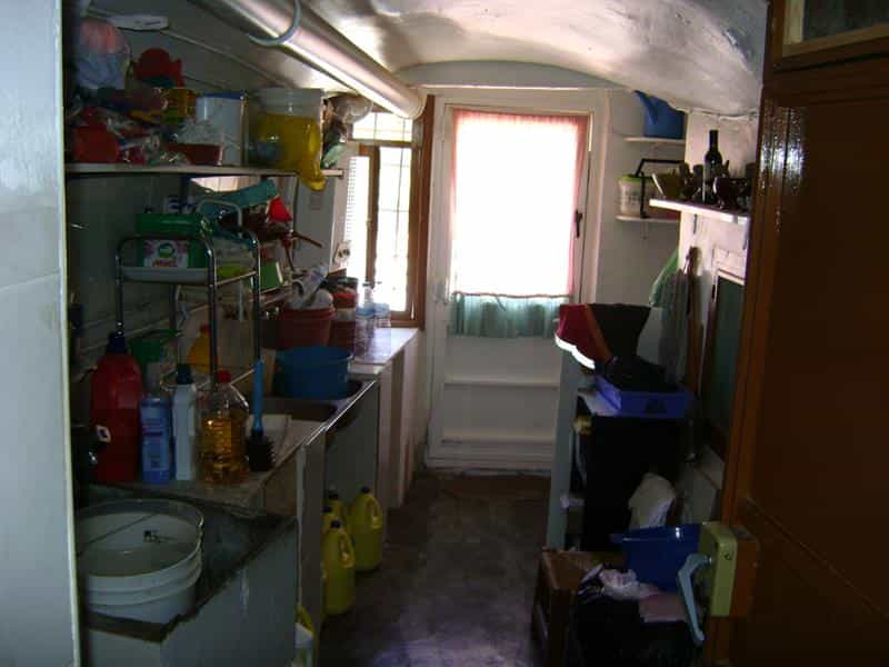 بيت في El Fondó de les Neus, Valencian Community 10884508