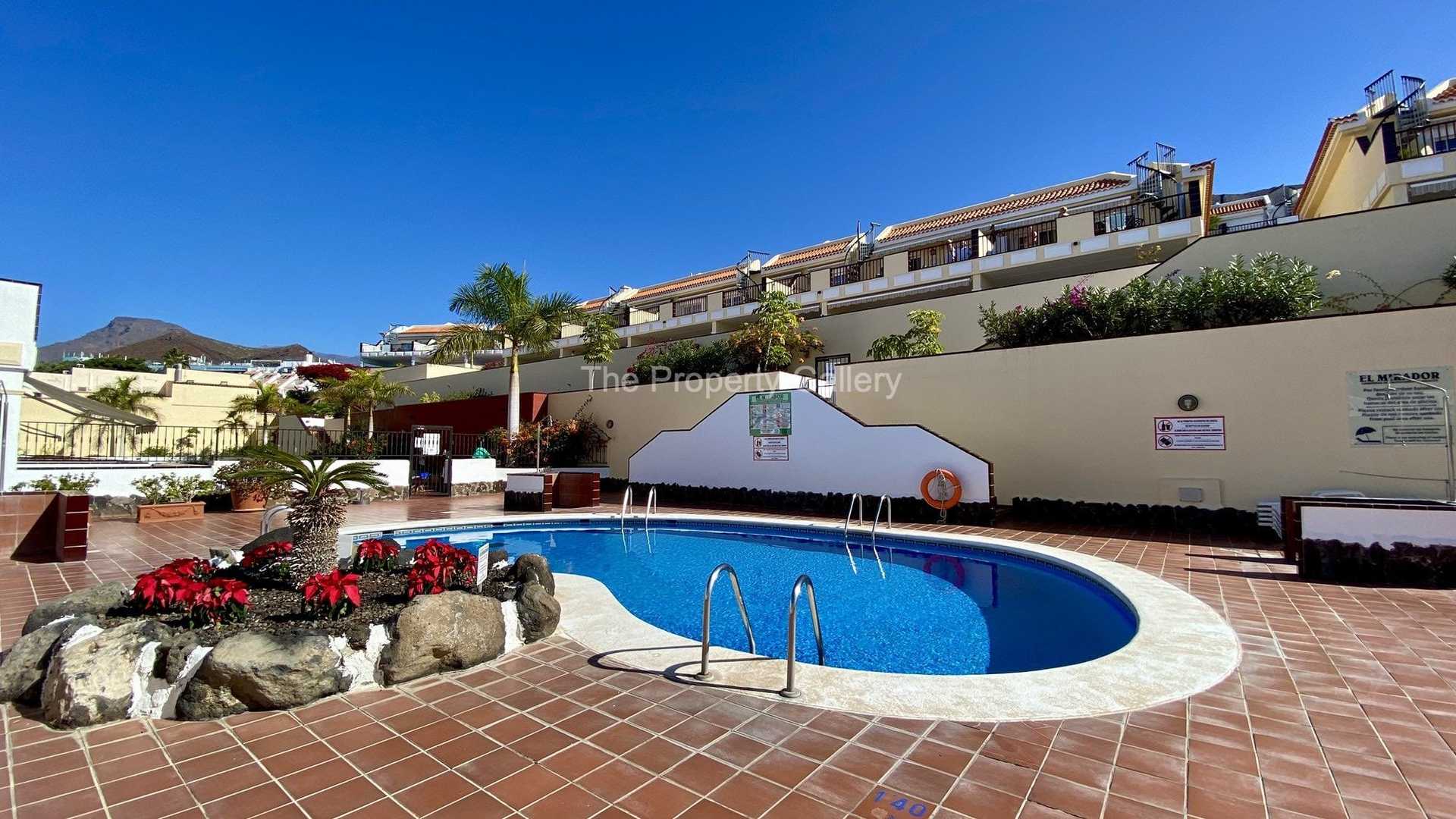 Condominium in Cabo Blanco, Canary Islands 10884564