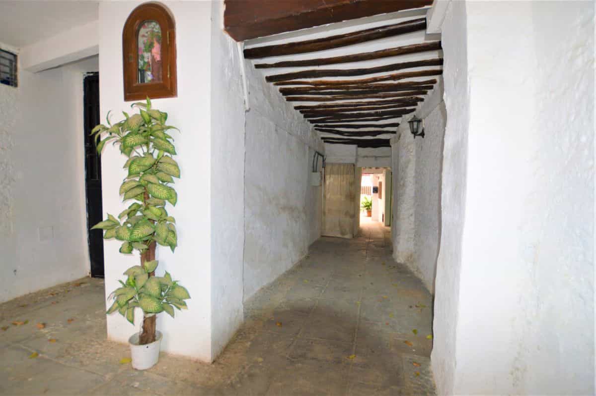Talo sisään Lanjarón, Andalucía 10884911