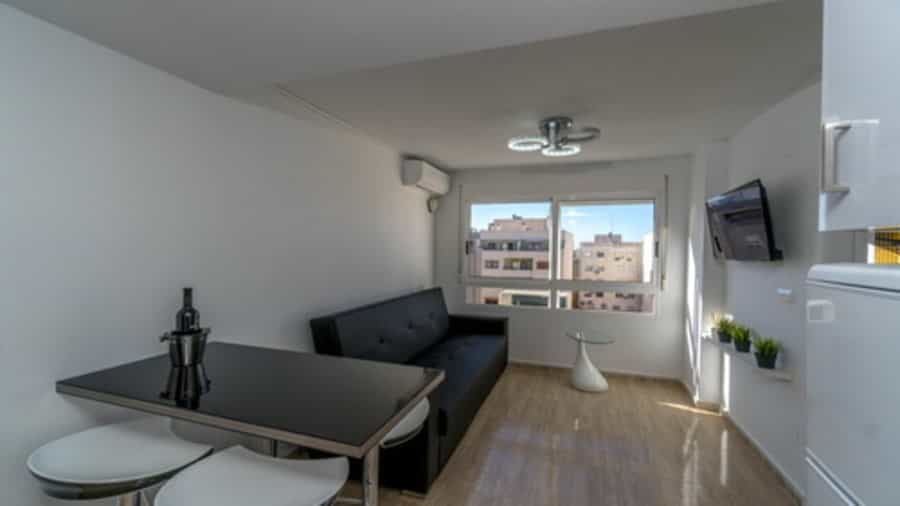 Condominium in Torremendo, Comunidad Valenciana 10884934
