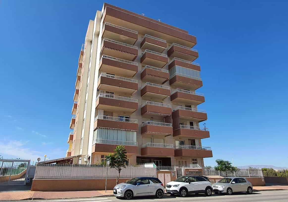Eigentumswohnung im Guardamar del Segura, Valencia 10885271