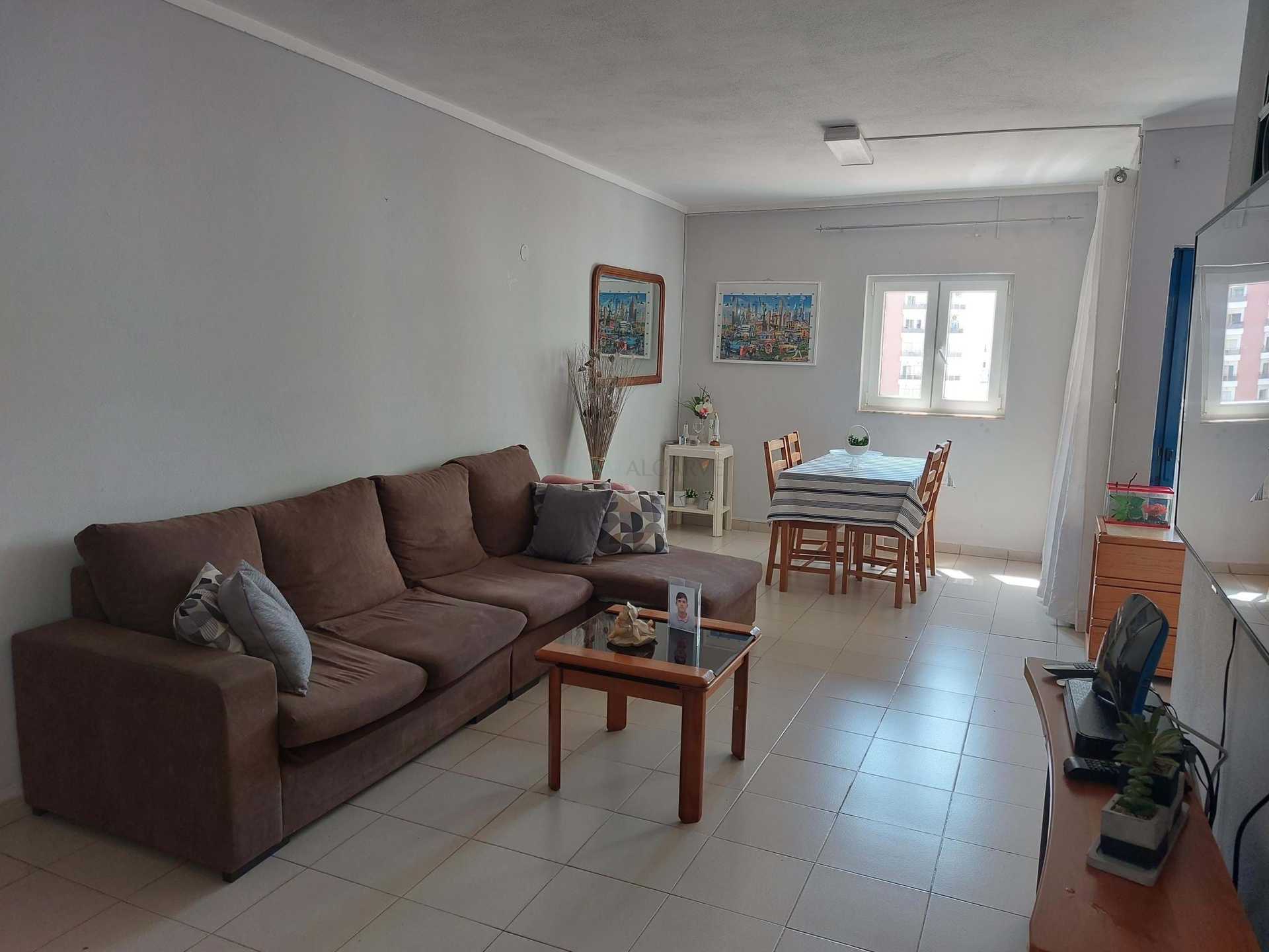 Condominium in Rocha, Faro 10885711