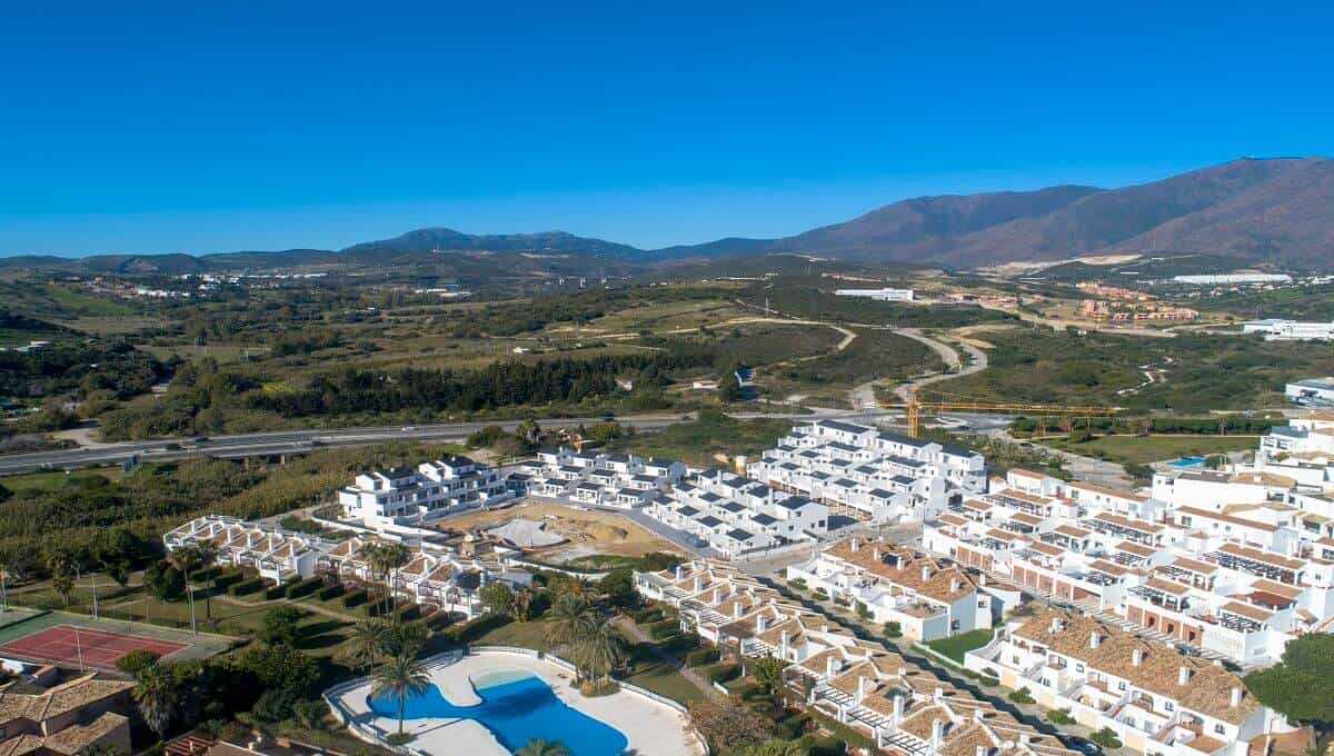Condominium in San Luis de Sabinillas, Andalusia 10886296