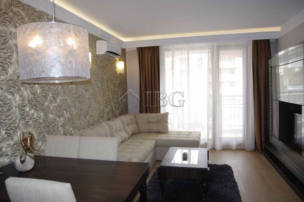 Condominium in Nessebar, Burgas 10887130