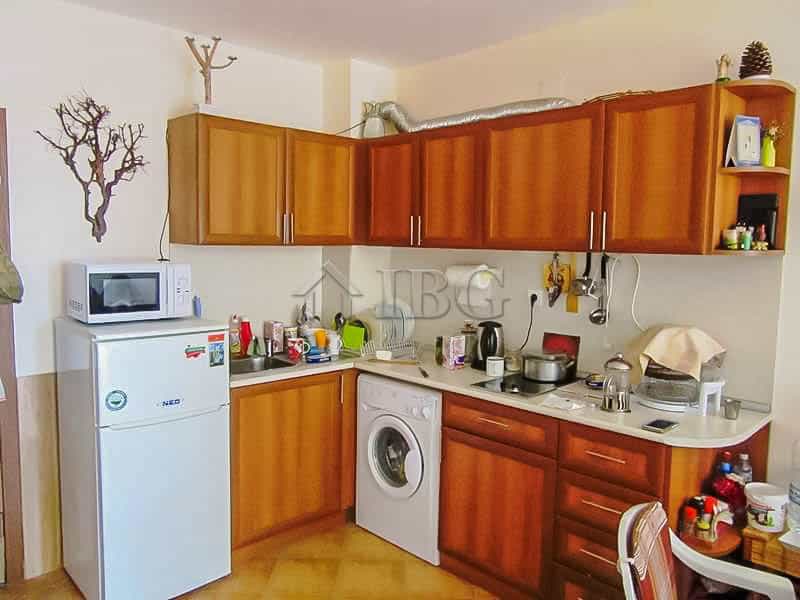 Condominium in Sunny Beach, Burgas 10887341