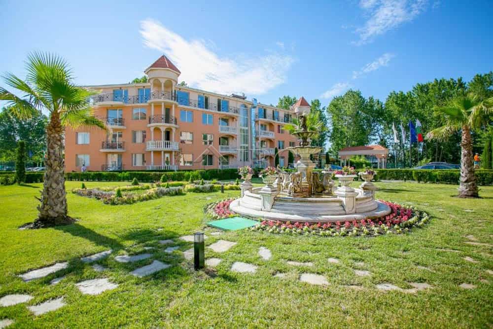 Condominium in Sozopol, Boergas 10887424