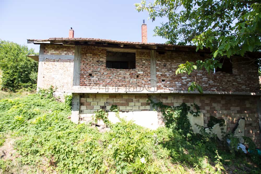 Huis in Borovo, List 10887516