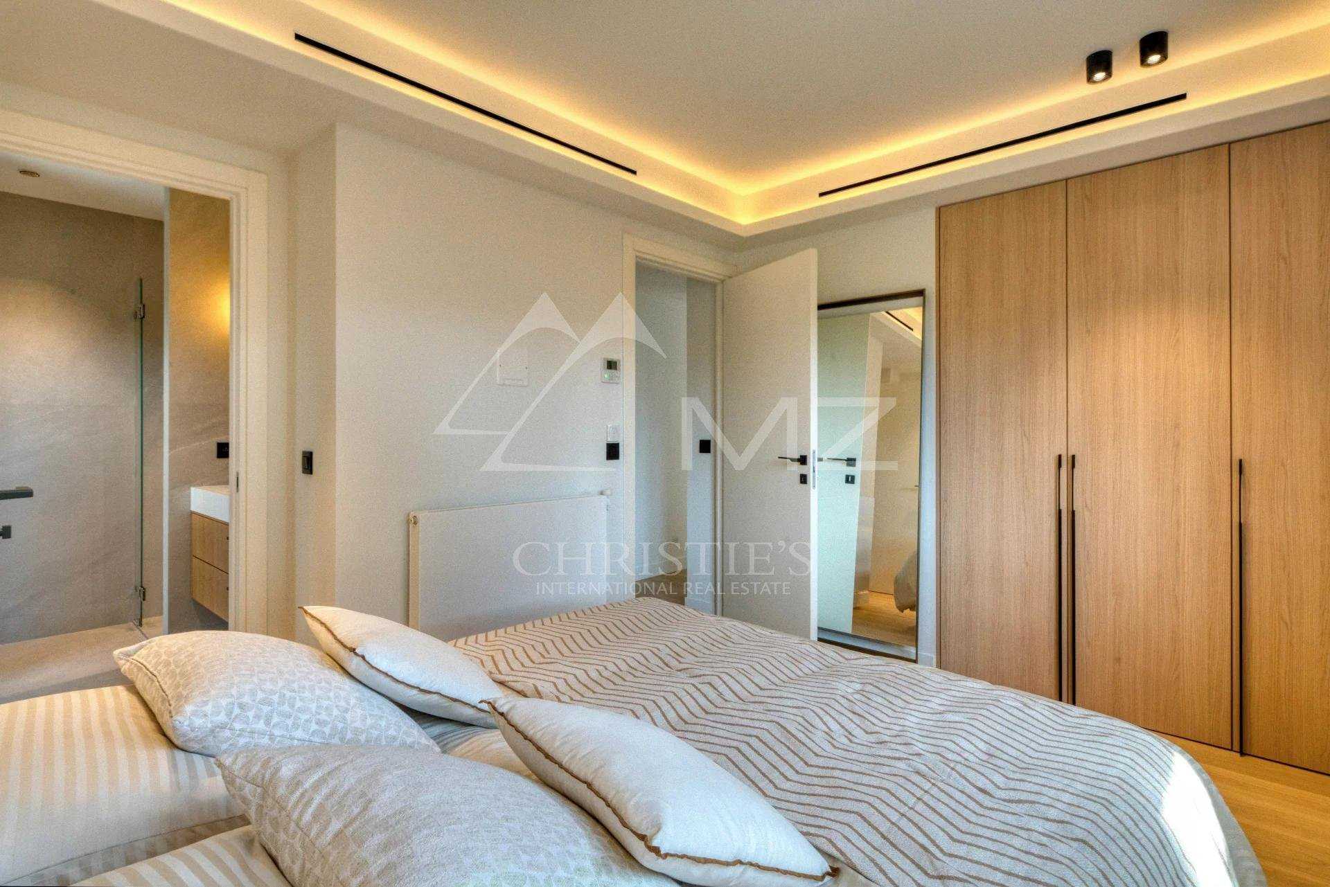 公寓 在 Cannes, Alpes-Maritimes 10889382