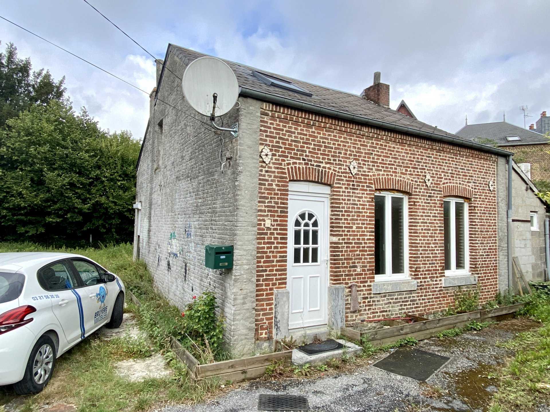 Hus i Trelon, Hauts-de-France 10889398