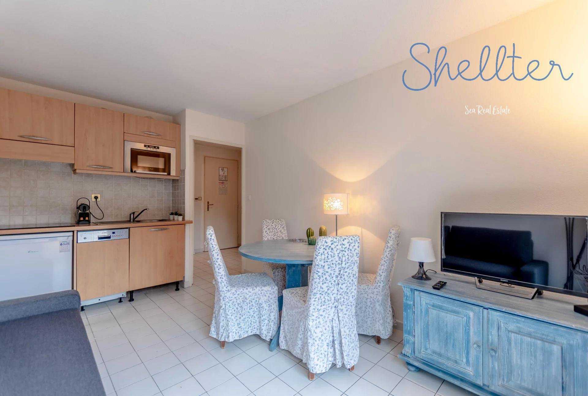 公寓 在 加辛, 普罗旺斯-阿尔卑斯-蓝色海岸 10889420