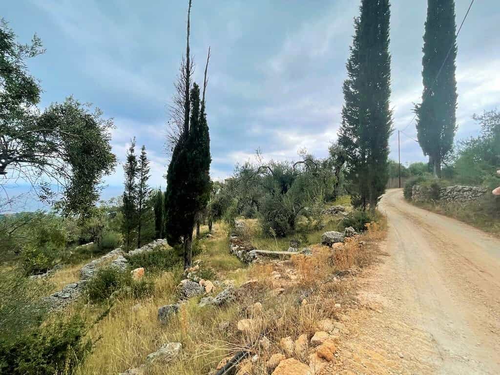 Land in Agios Markos, Ionia Nisia 10889603
