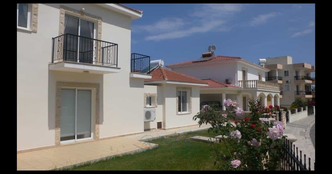 Будинок в Argaka, Paphos 10889647