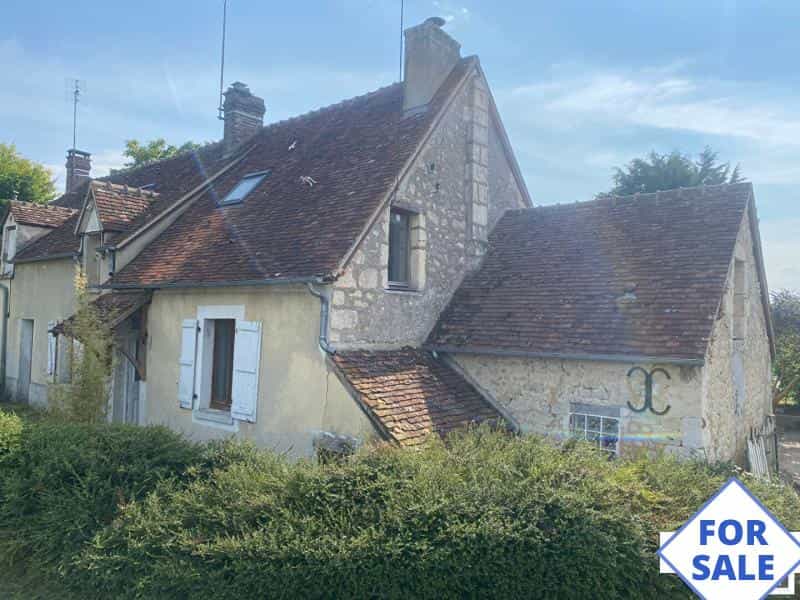 بيت في Mauves-sur-Huisne, Normandie 10890313