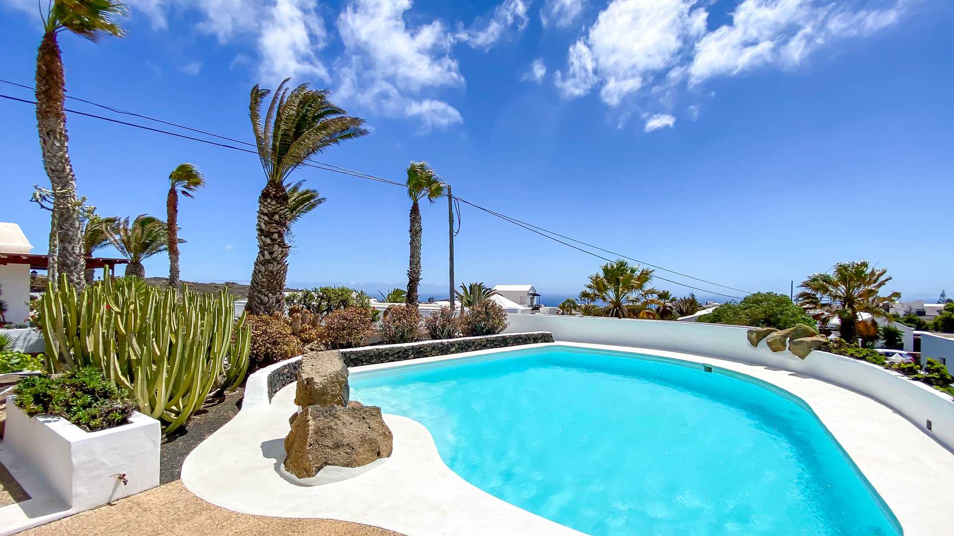House in Conil, Canary Islands 10890427
