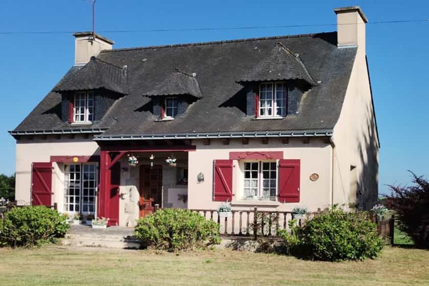 rumah dalam Guegon, Bretagne 10890454