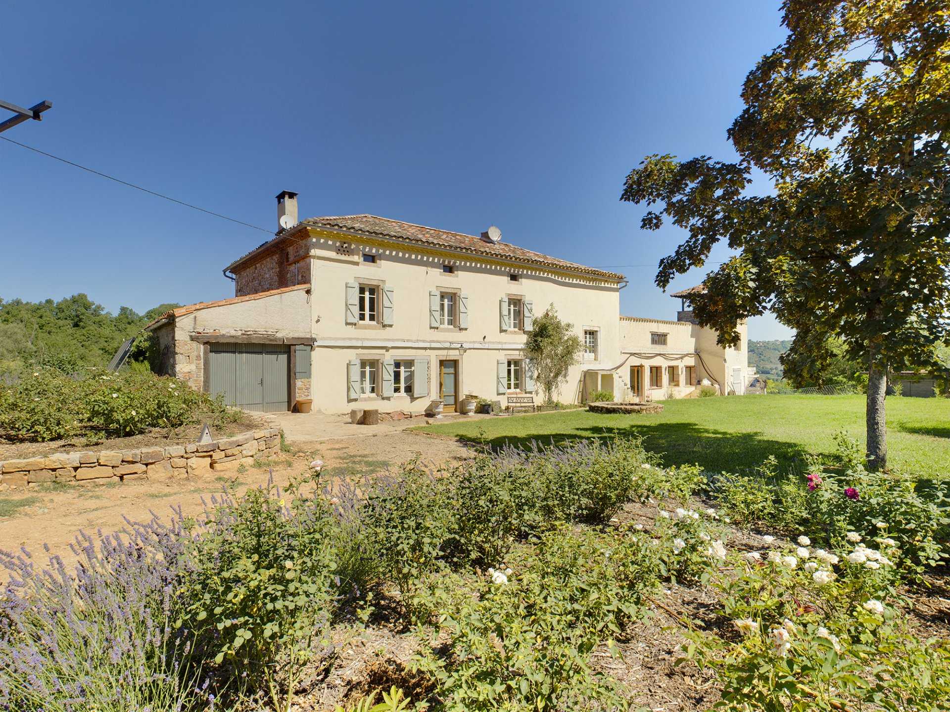 жилой дом в Cordes-sur-Ciel, Occitanie 10890460